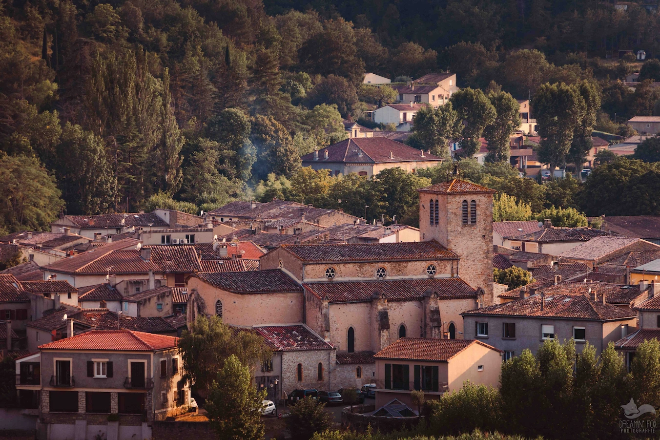 Vue de Couiza, territoire dans lequel agit l’association ACAPLAC